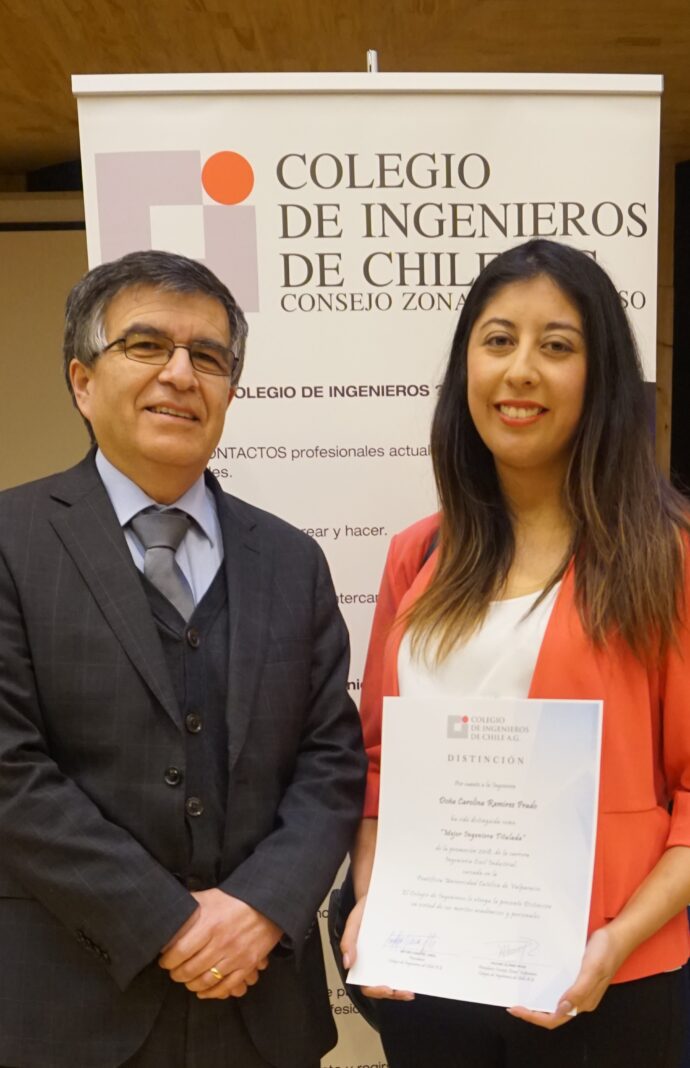Mejor titulada de la EII recibe distinción del Colegio de Ingenieros de Valparaíso