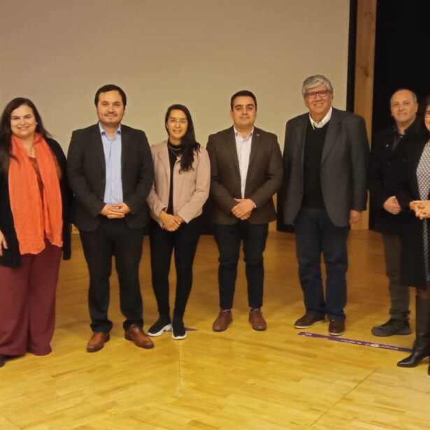 Experto del Banco Central de Chile llamó a priorizar iniciativas que fomenten el ahorro y fortalezcan al sistema financiero.