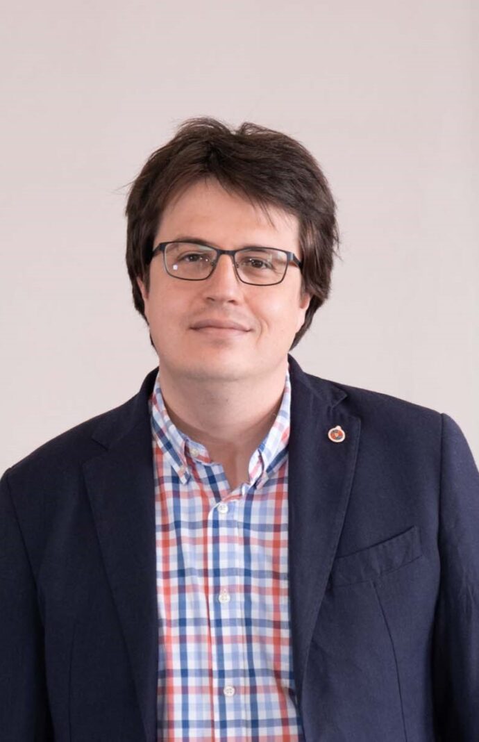 Académico Franco Basso dirige FONDEF sobre Transporte de Carga Inteligente